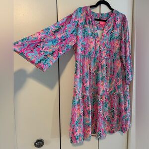 Lilly Pulitzer Pink wBlue Floral Dress w/sewn white liner. just above the knee